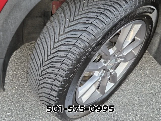 Used 2022 Red GMC SLT image 20