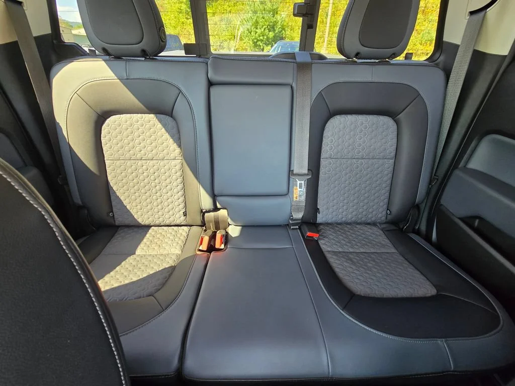 2022 Chevrolet Colorado Z71 - Photo 45