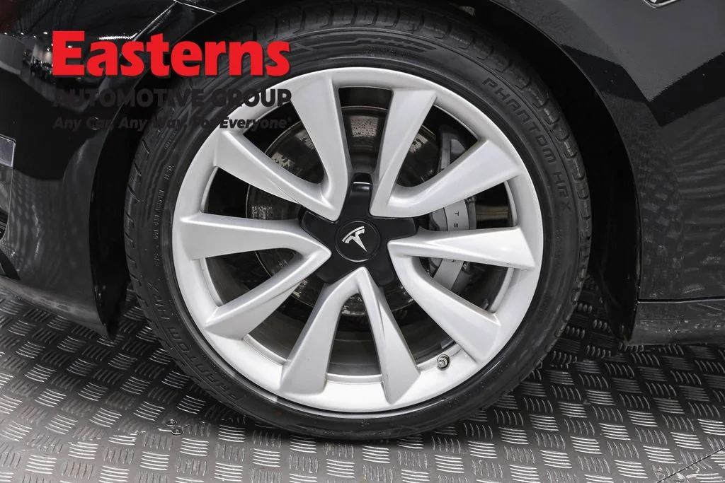 Used 2020 Black Tesla Long Range image 25