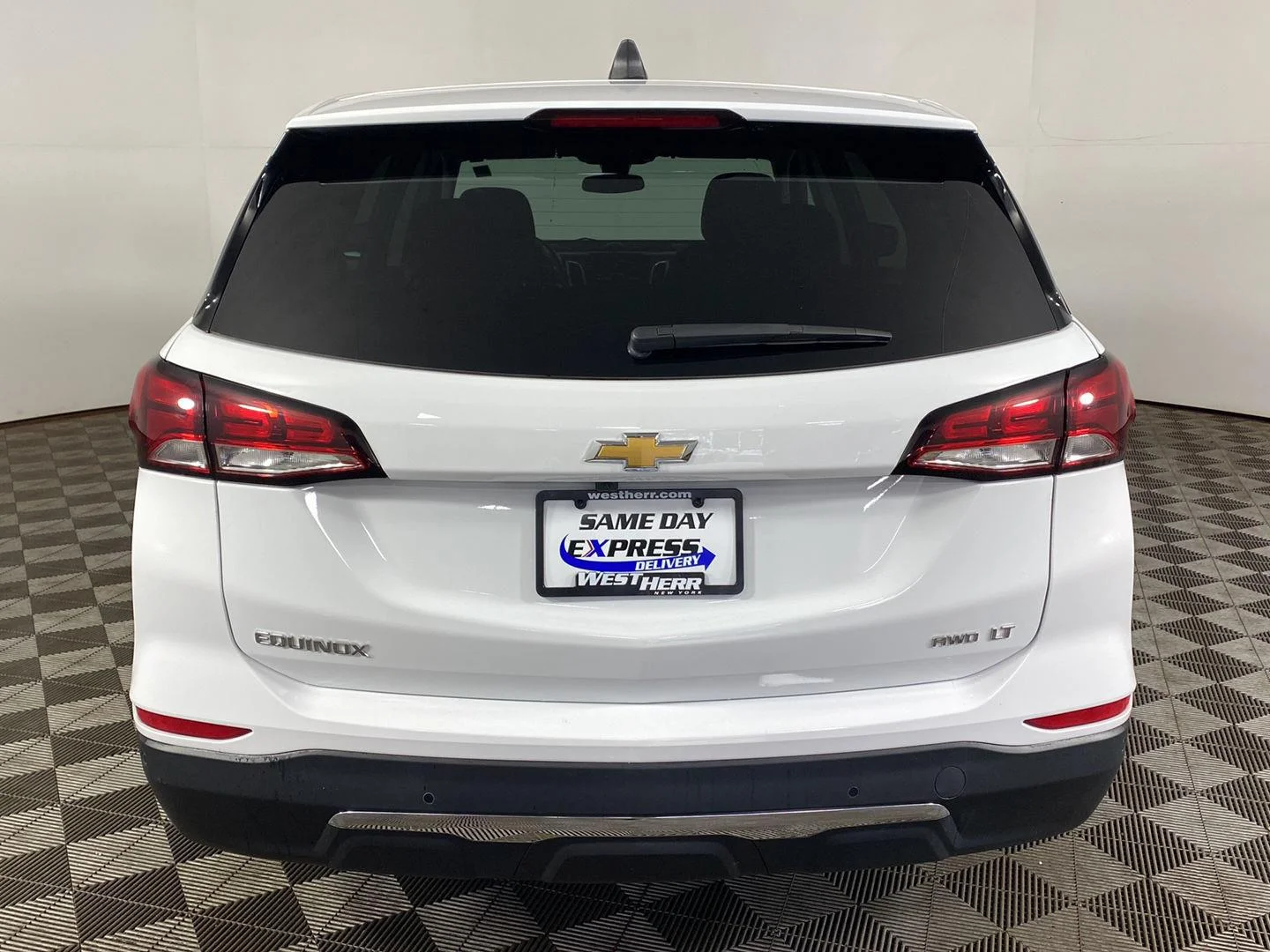 Used 2023 Summit White Chevrolet LT image 23