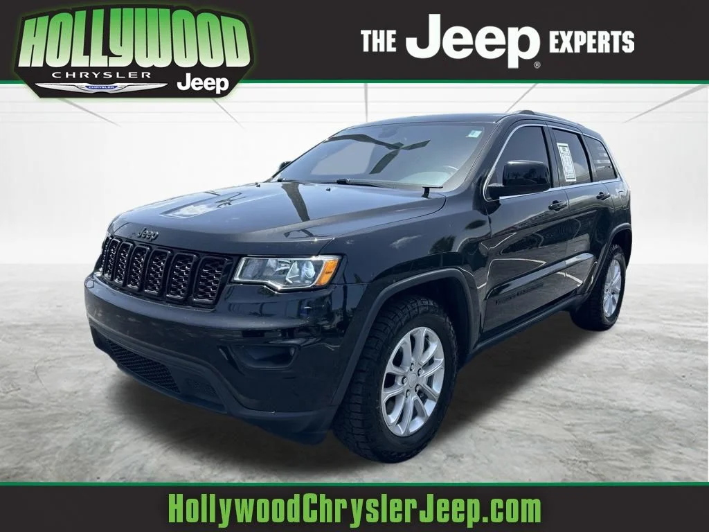 Used 2021 Black Jeep Laredo E image 1