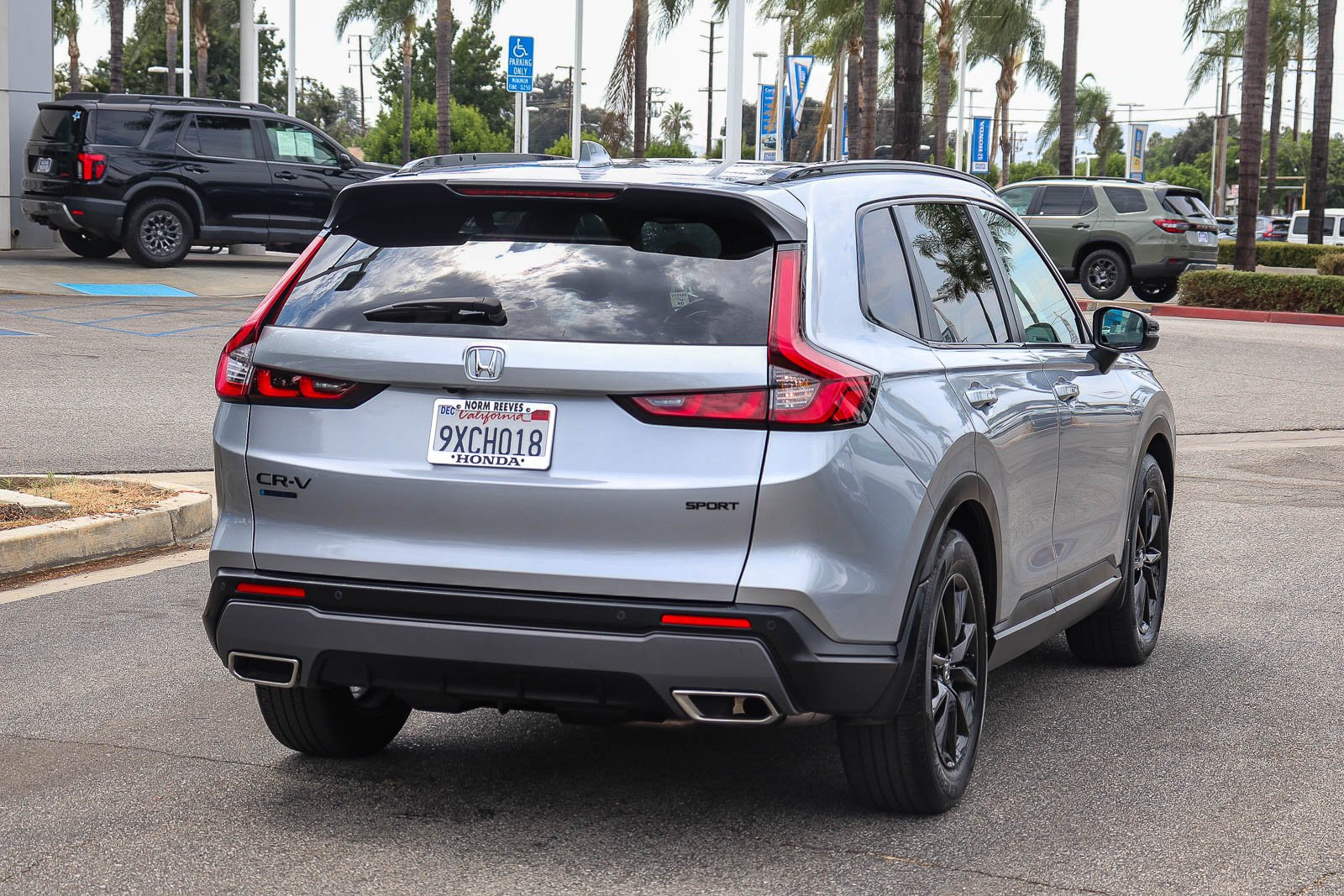 Certified Used 2026 Solar Silver Metallic Honda Sport-L image 11