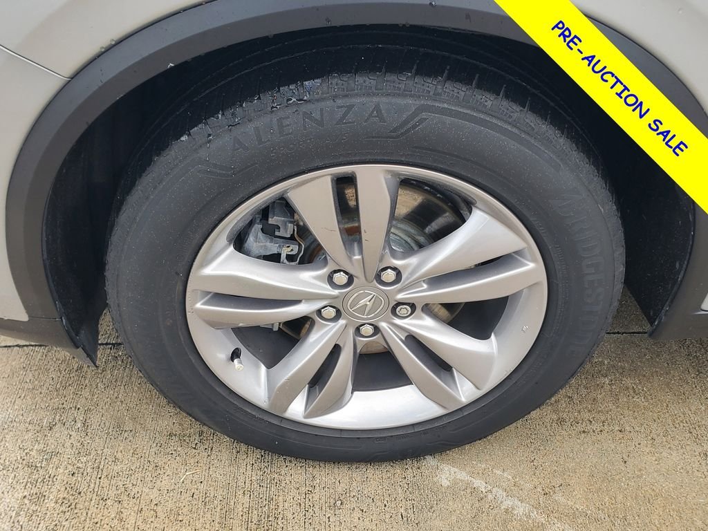 Used 2024 Silver Acura 3.5L image 4