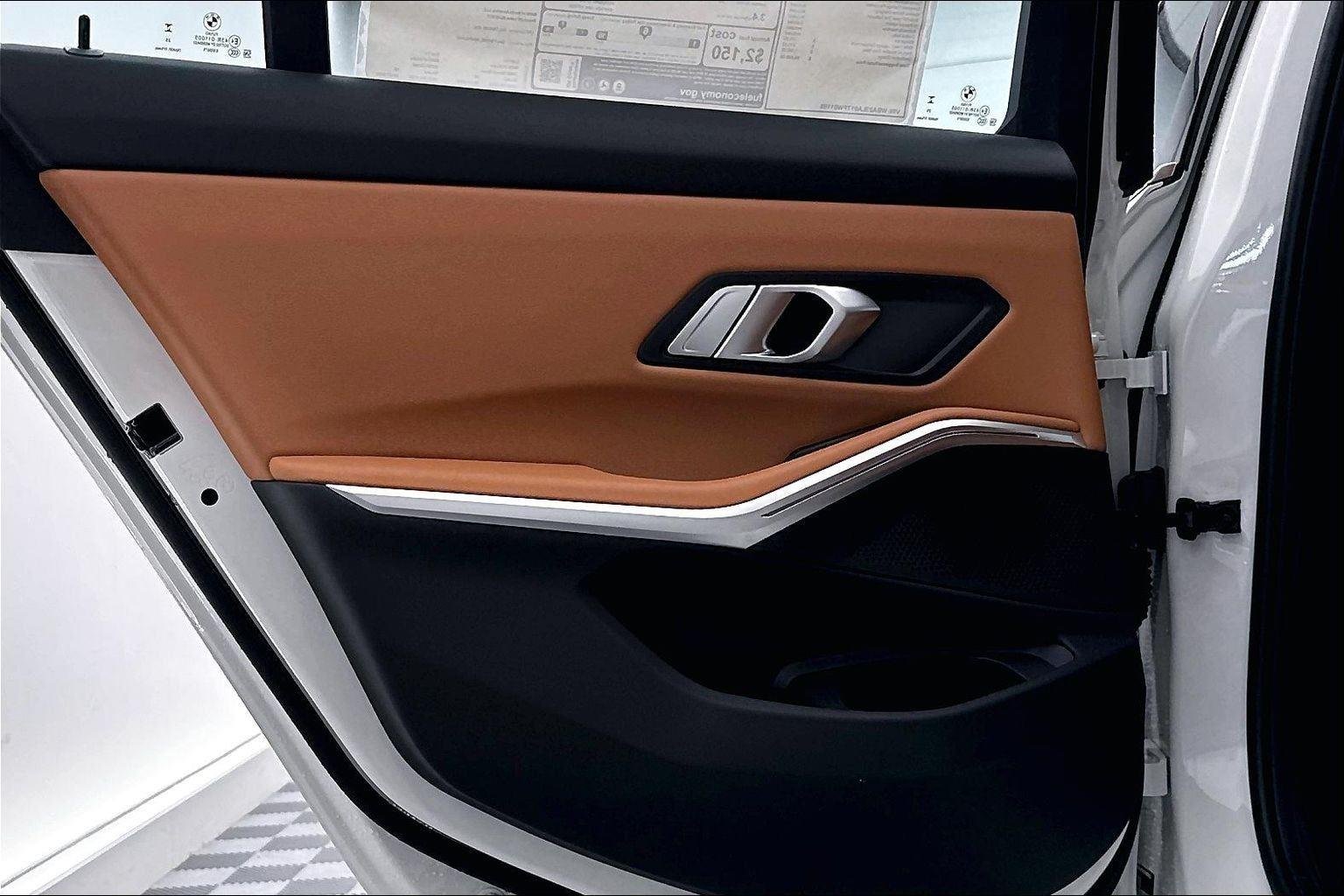 New 2026 Alpine White BMW 330i xDrive image 30