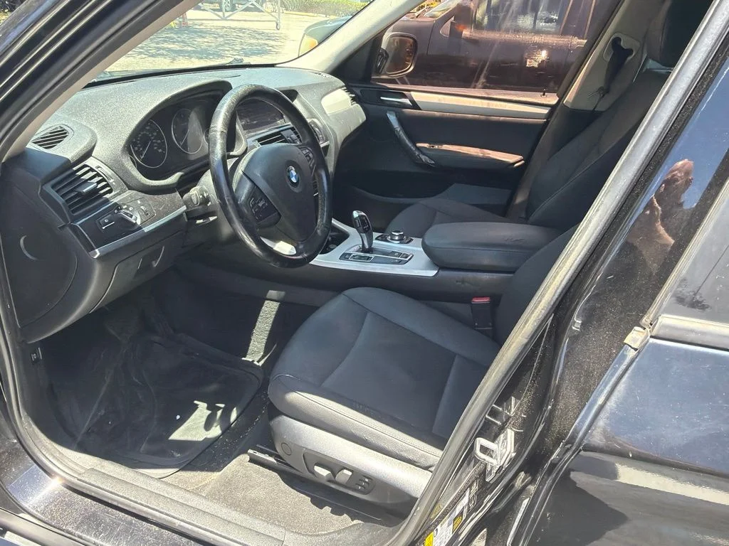 Used 2014 Black BMW xDrive28i image 10