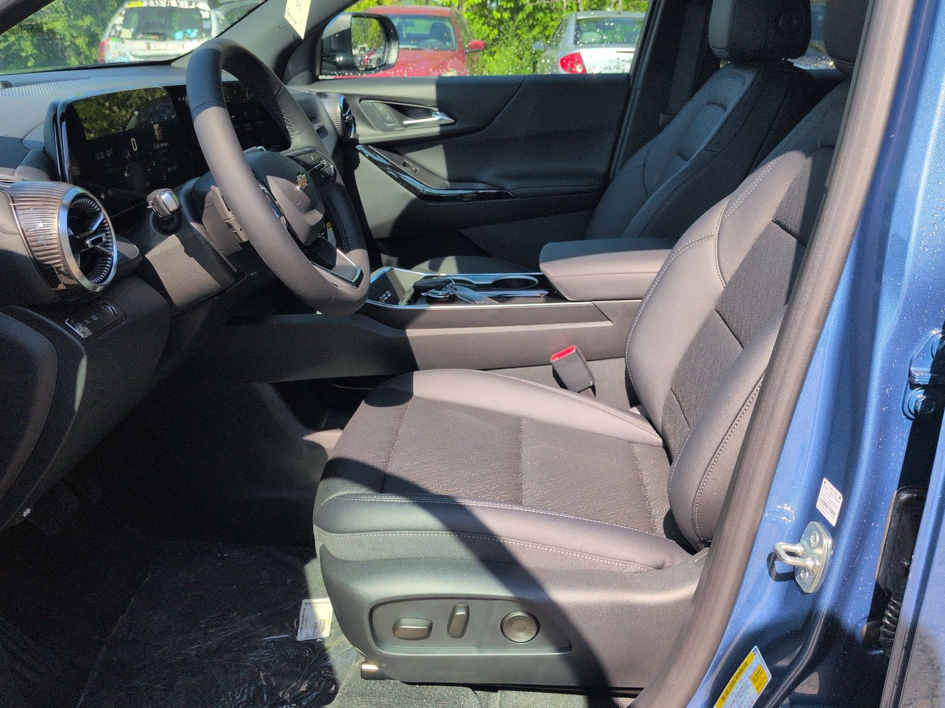 2027 Chevrolet Equinox photo 57 of 79
