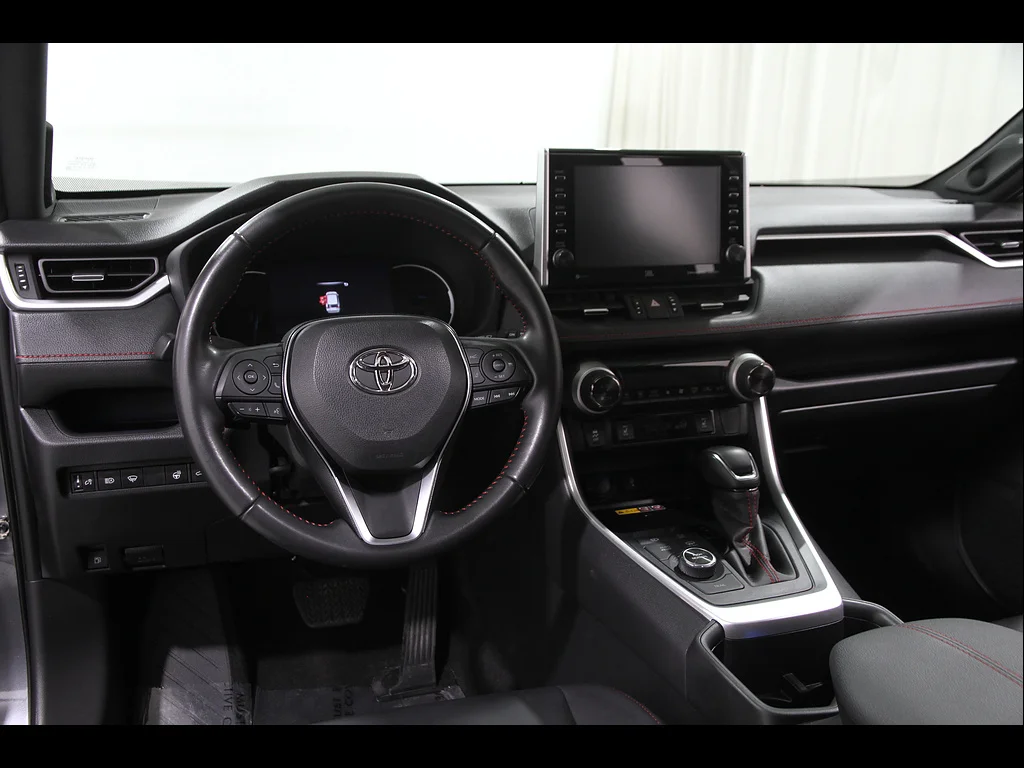 Used 2022 Magnetic Gray Metallic w/Midnight Black Metallic Roof Toyota XSE image 6