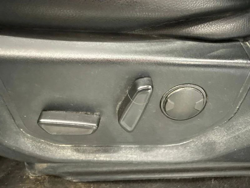 Used 2019 Gray Ford Lariat image 19