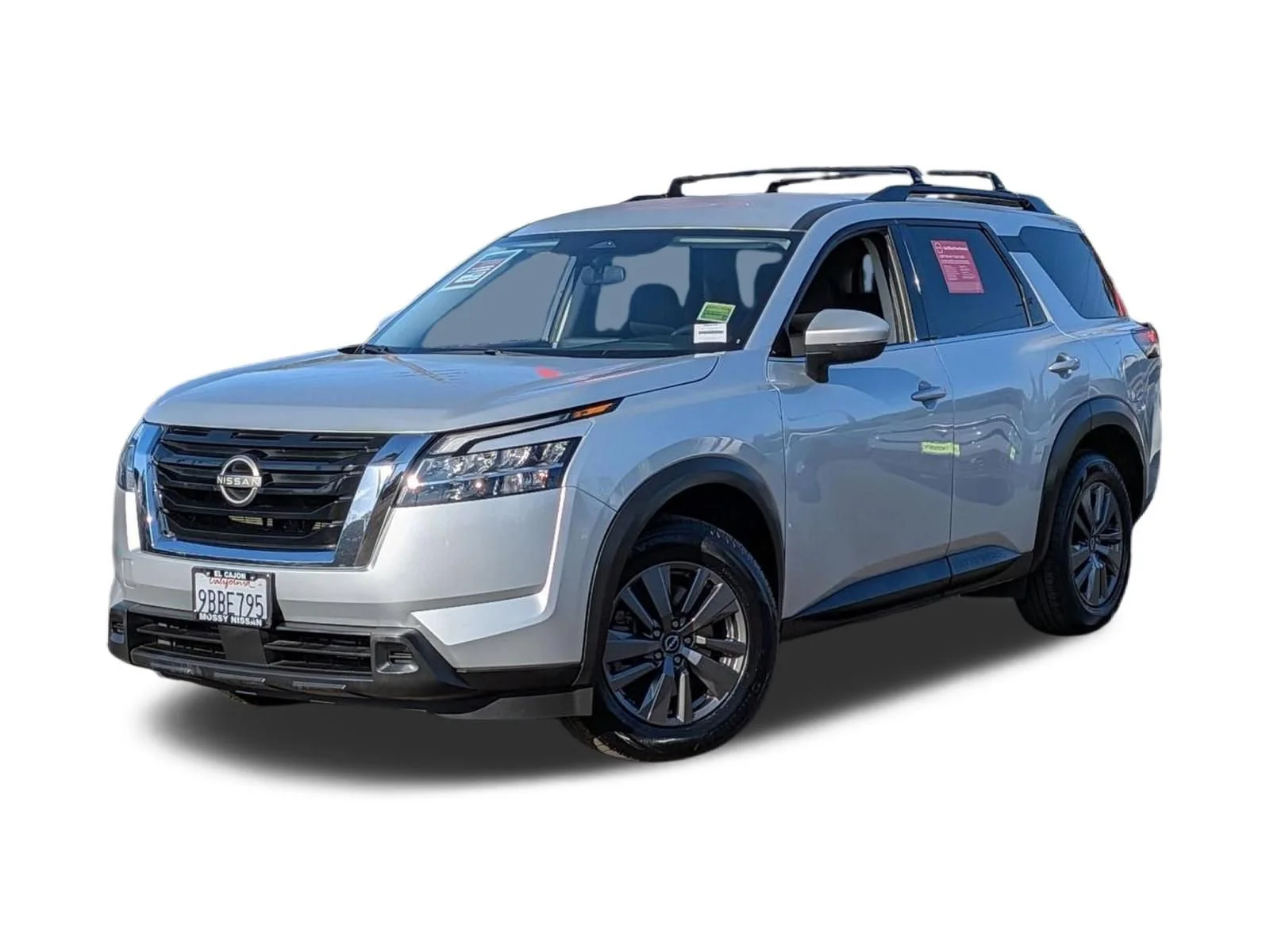 2022 Nissan Pathfinder SV 2WD's photo
