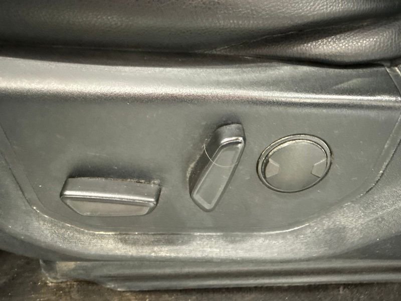 Used 2019 Gray Ford Lariat image 19