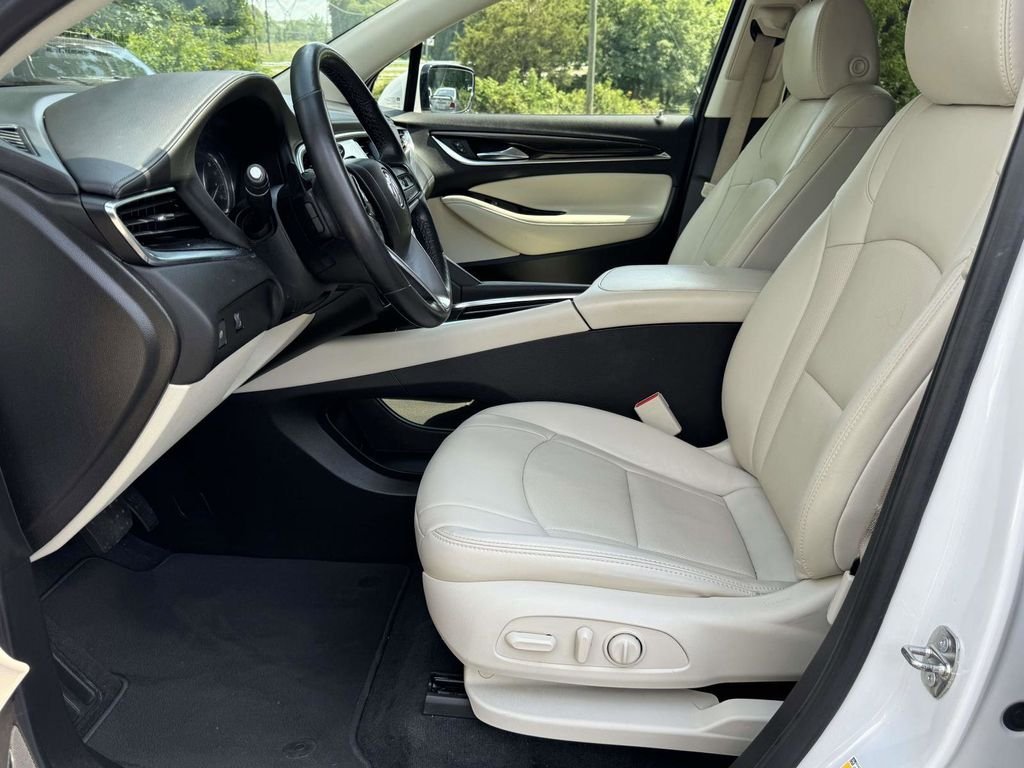 Used 2023 White Buick Essence image 22