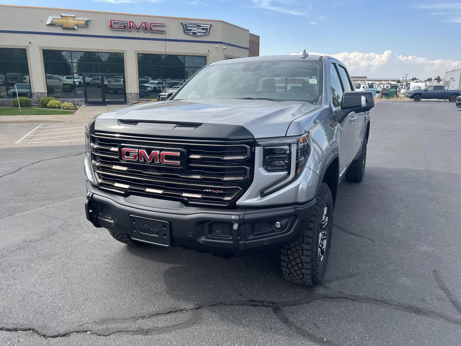 2026 GMC Sierra 1500 AT4X - Photo 9
