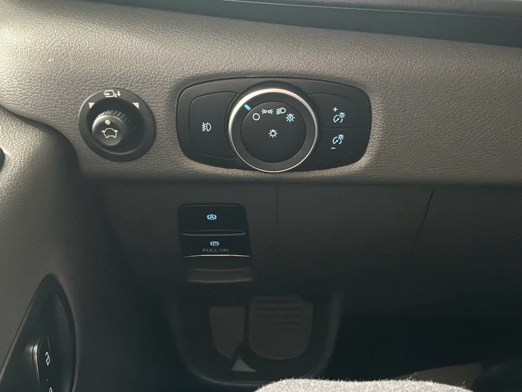 Used 2024 White Ford XLT image 24