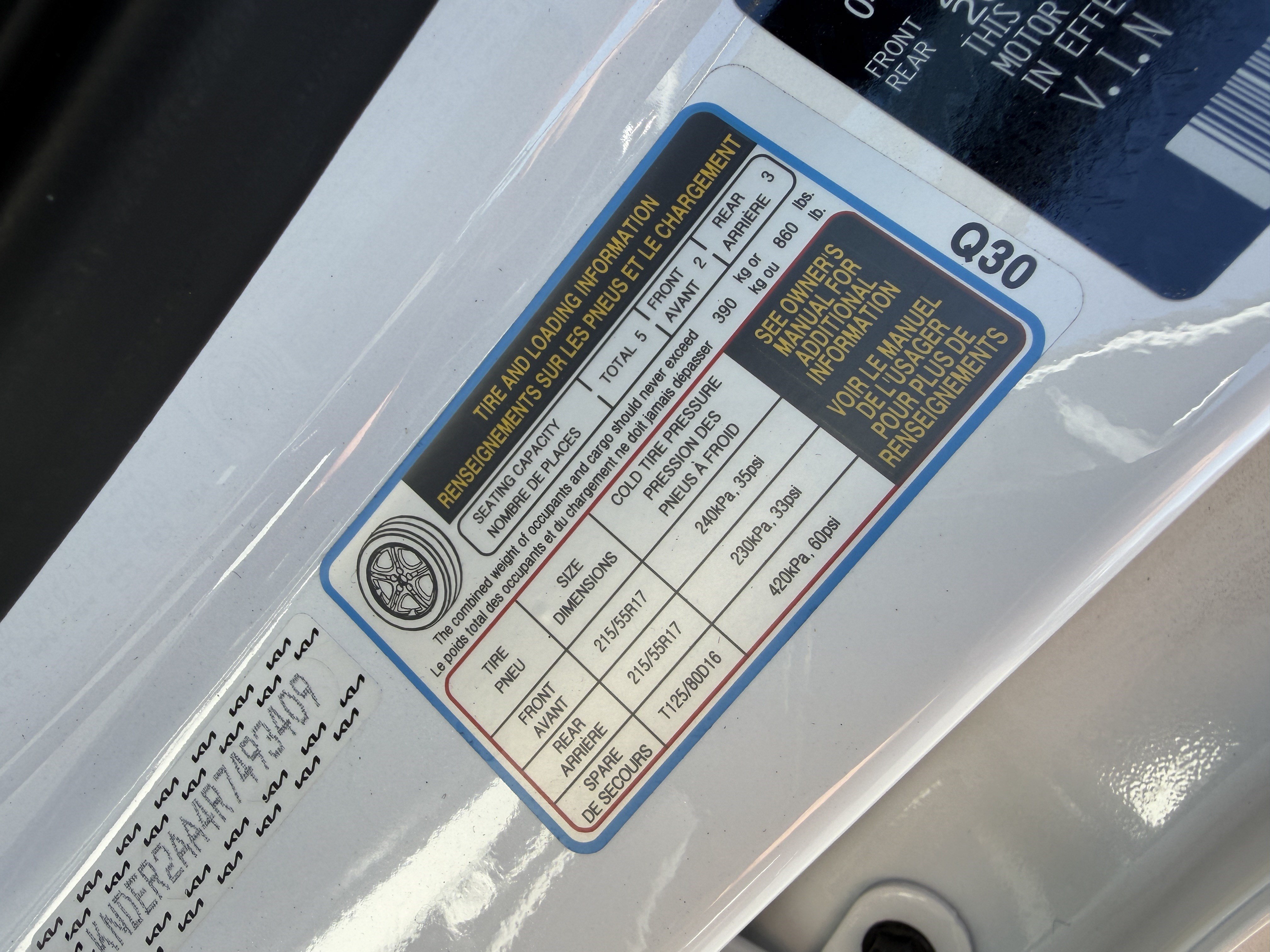 Certified Used 2024 Snow White Pearl Kia EX image 30