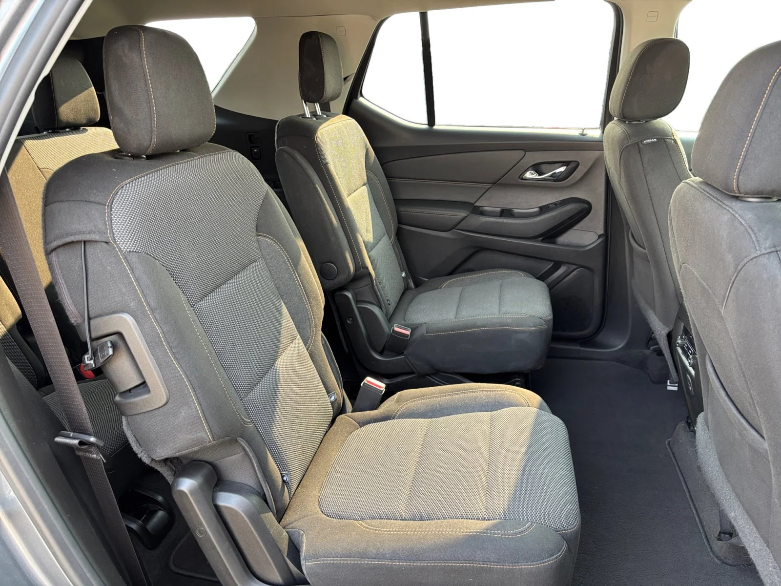 Used 2018 Gray Chevrolet LT Cloth image 18