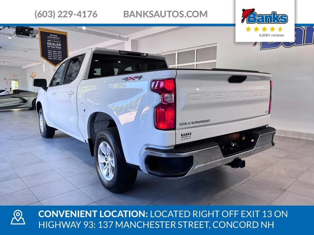 Used 2026 Summit White Chevrolet LT image 5