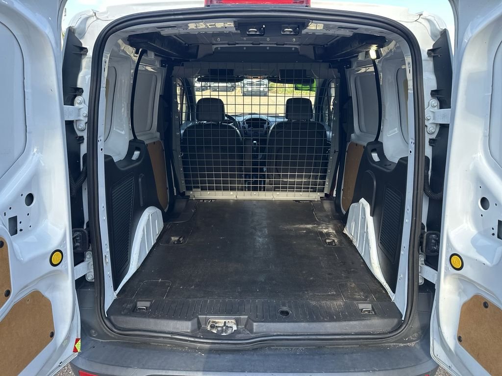 Used 2015  Ford XL image 19