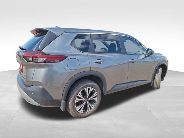 Used 2023 Gray Nissan SV image 8