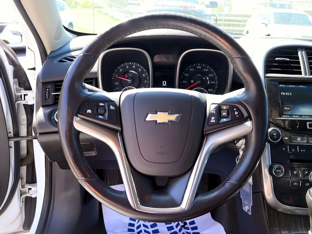 2014 Chevrolet Malibu 2LT - Photo 15
