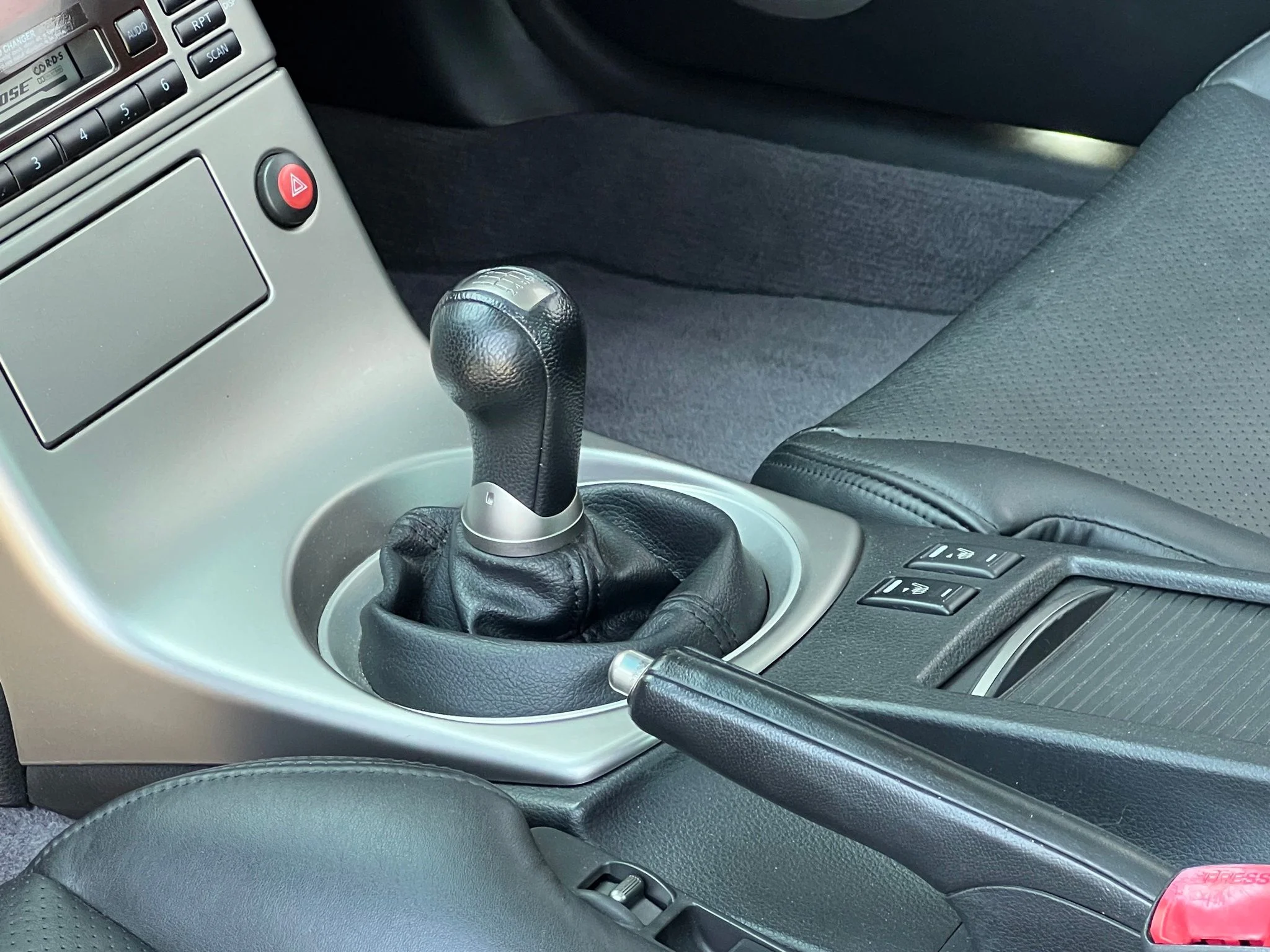 Used 2003  INFINITI Base image 26