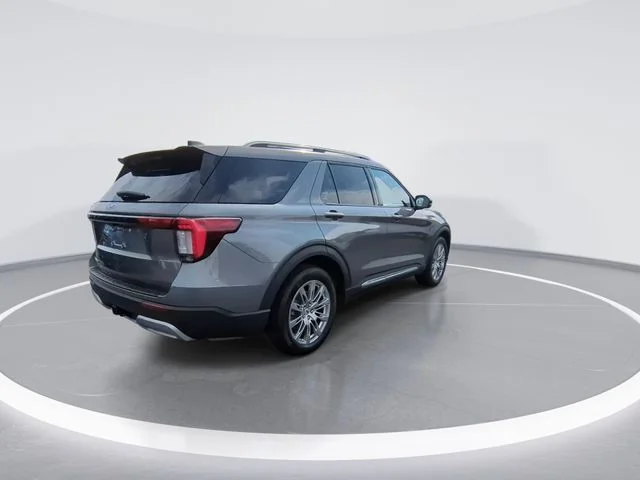 Used 2025 Gray Ford Platinum image 8