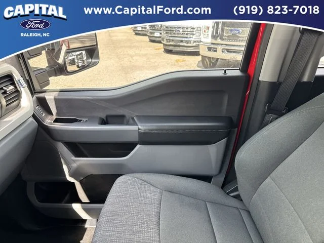Used 2024 Red Ford XLT image 28