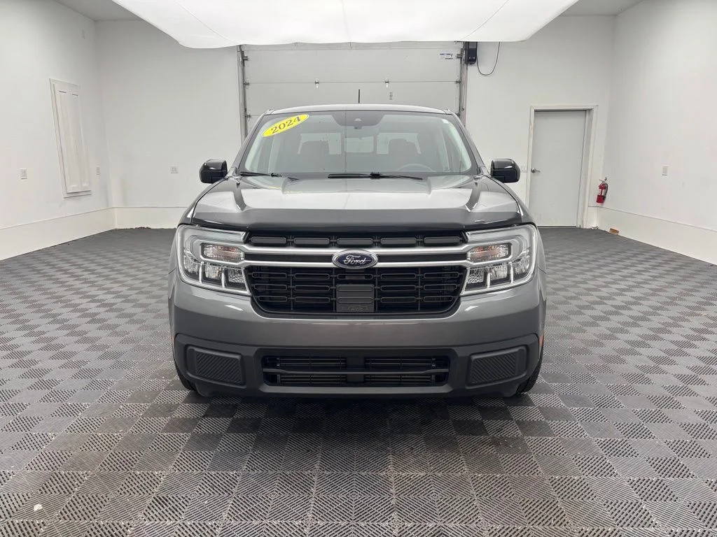 Used 2024 Gray Ford Lariat image 14