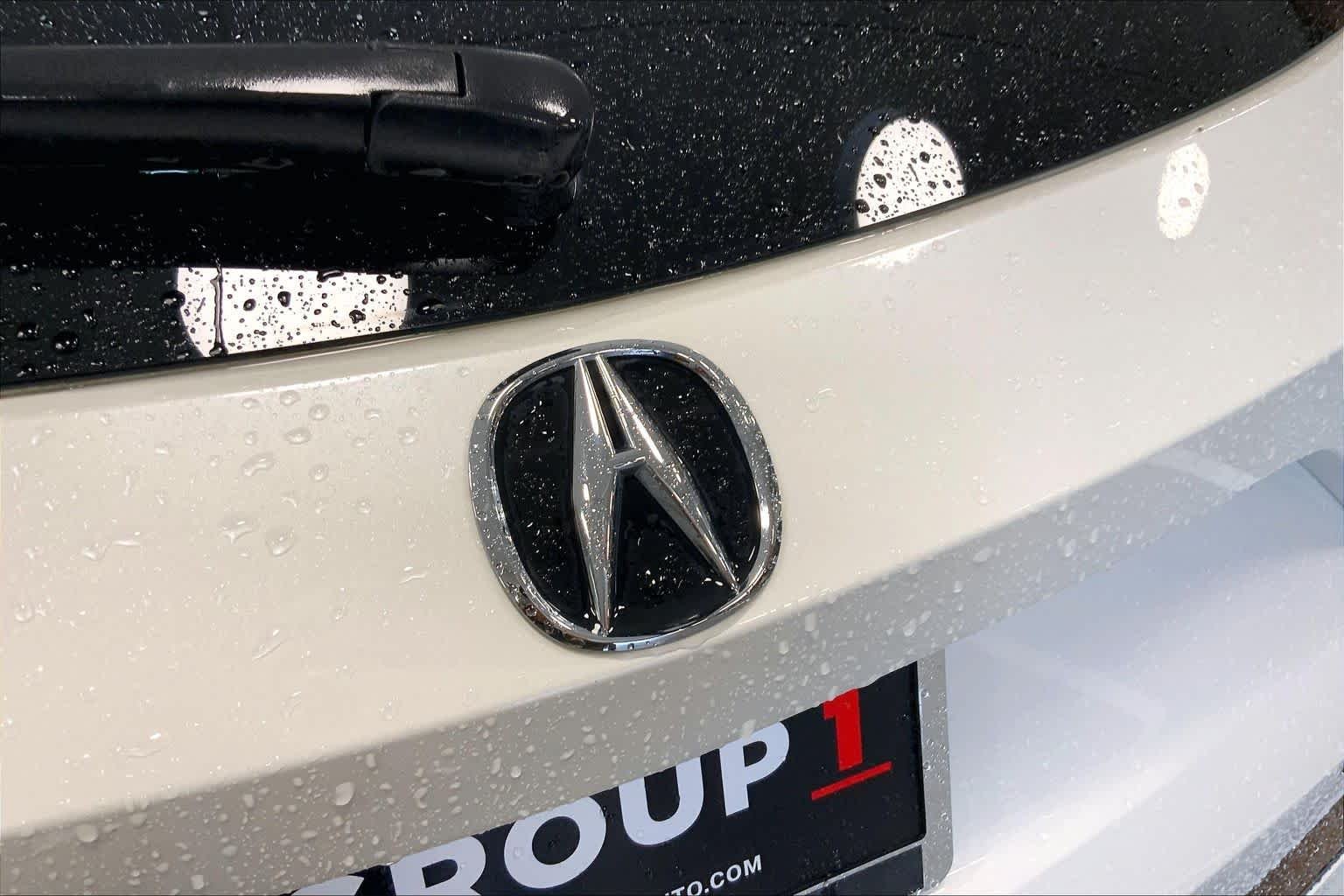 Used 2023 Platinum White Pearl Acura  image 26