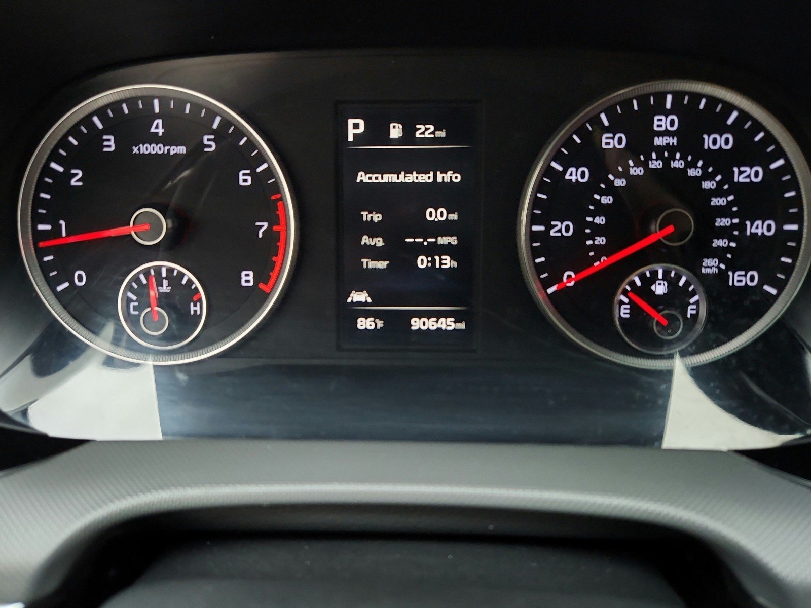 Used 2022 Glacial White Pearl Kia GT-Line image 33