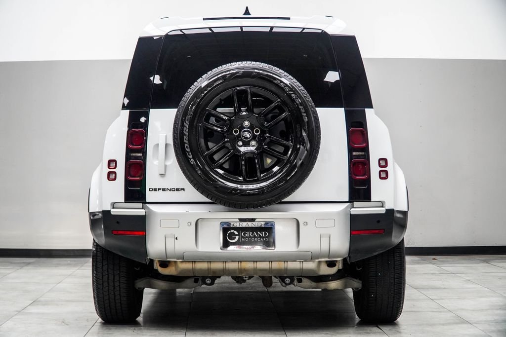 Used 2025 White Land Rover S image 13