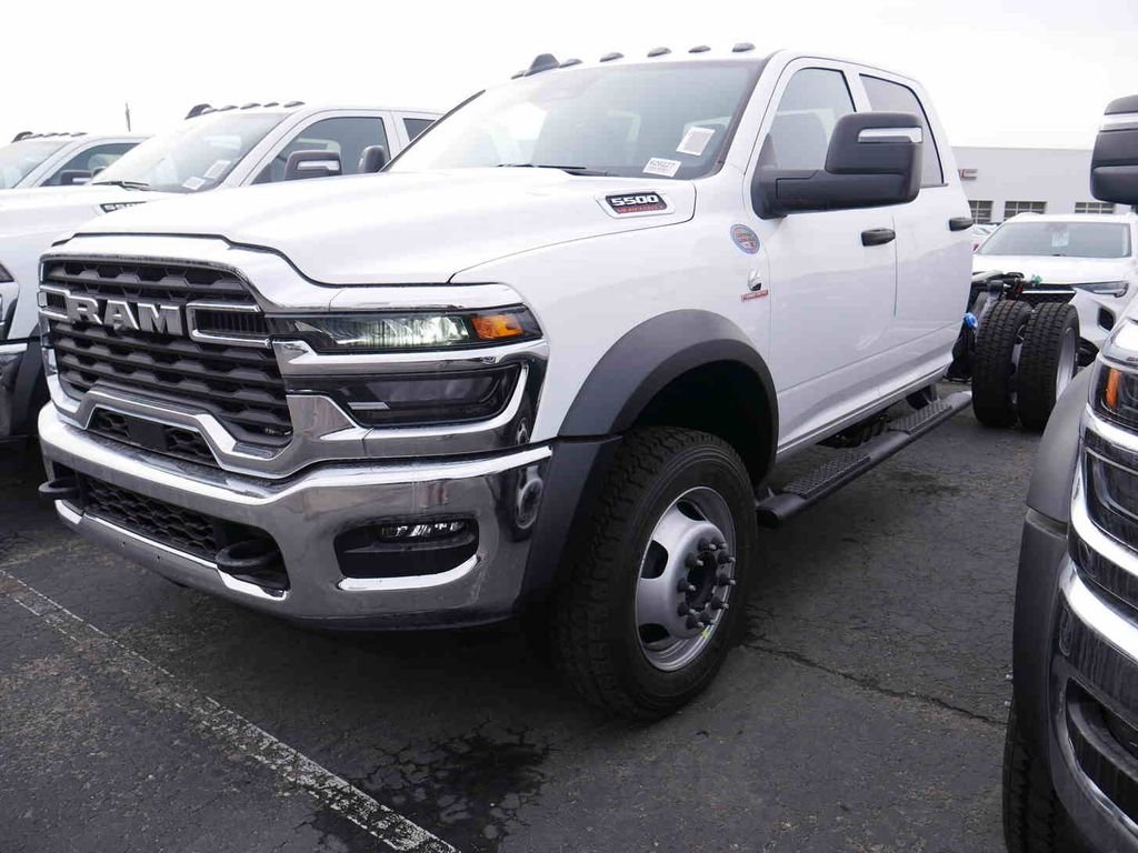New 2026 Bright White Clear-Coat Exterior Paint RAM TRADESMAN image 3