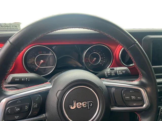 Used 2021 Crystal Metallic Jeep Unlimited Rubicon image 14