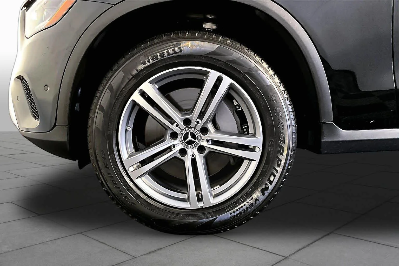 Certified Used 2022 Black Mercedes-Benz GLC 300 image 11