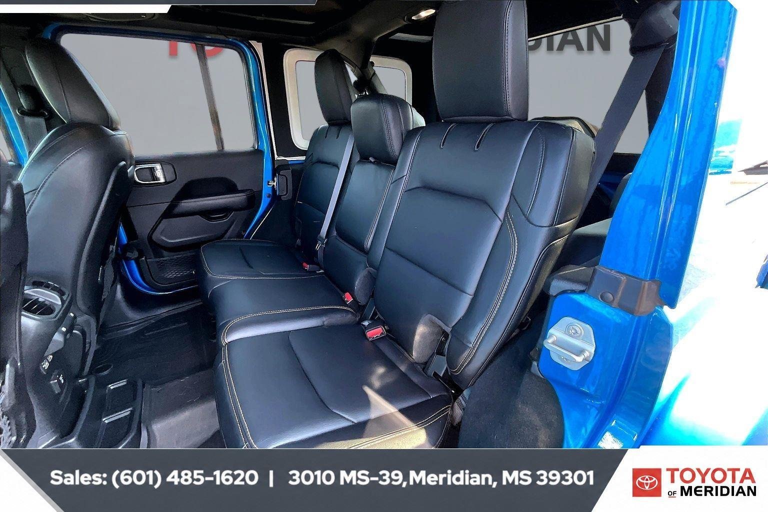Used 2024 Hydro Blue Pearlcoat Jeep Sahara image 19