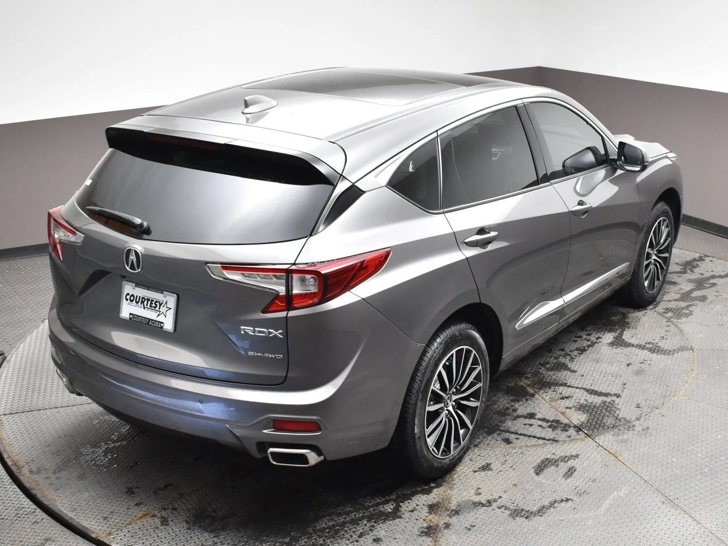 New 2026 Liquid Carbon Metallic Acura w/Advance Package image 40