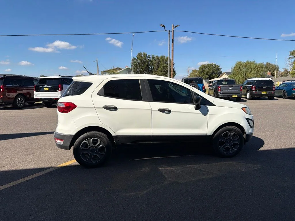 Used 2020 Diamond White Ford S image 5