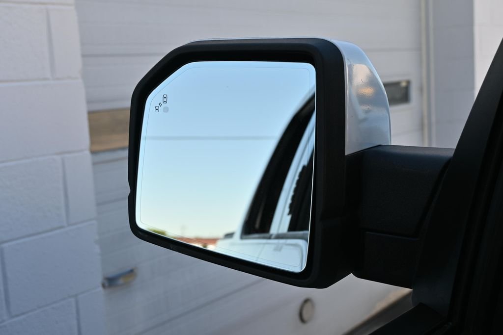 Used 2017 White Ford King Ranch image 15
