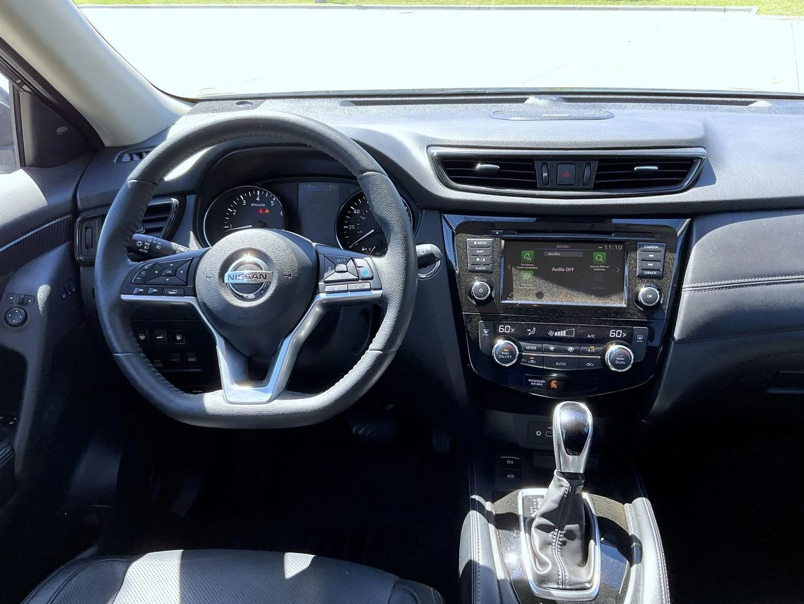 Used 2020 Black Nissan SL image 14