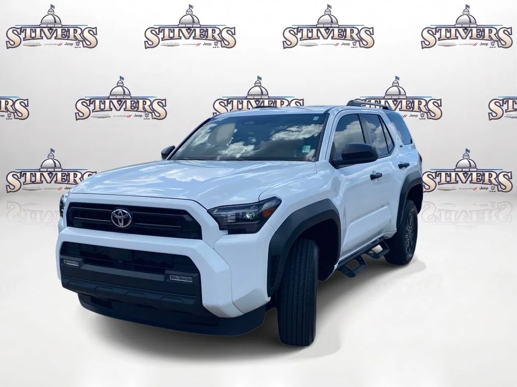 Used 2025 White Toyota SR5 image 3