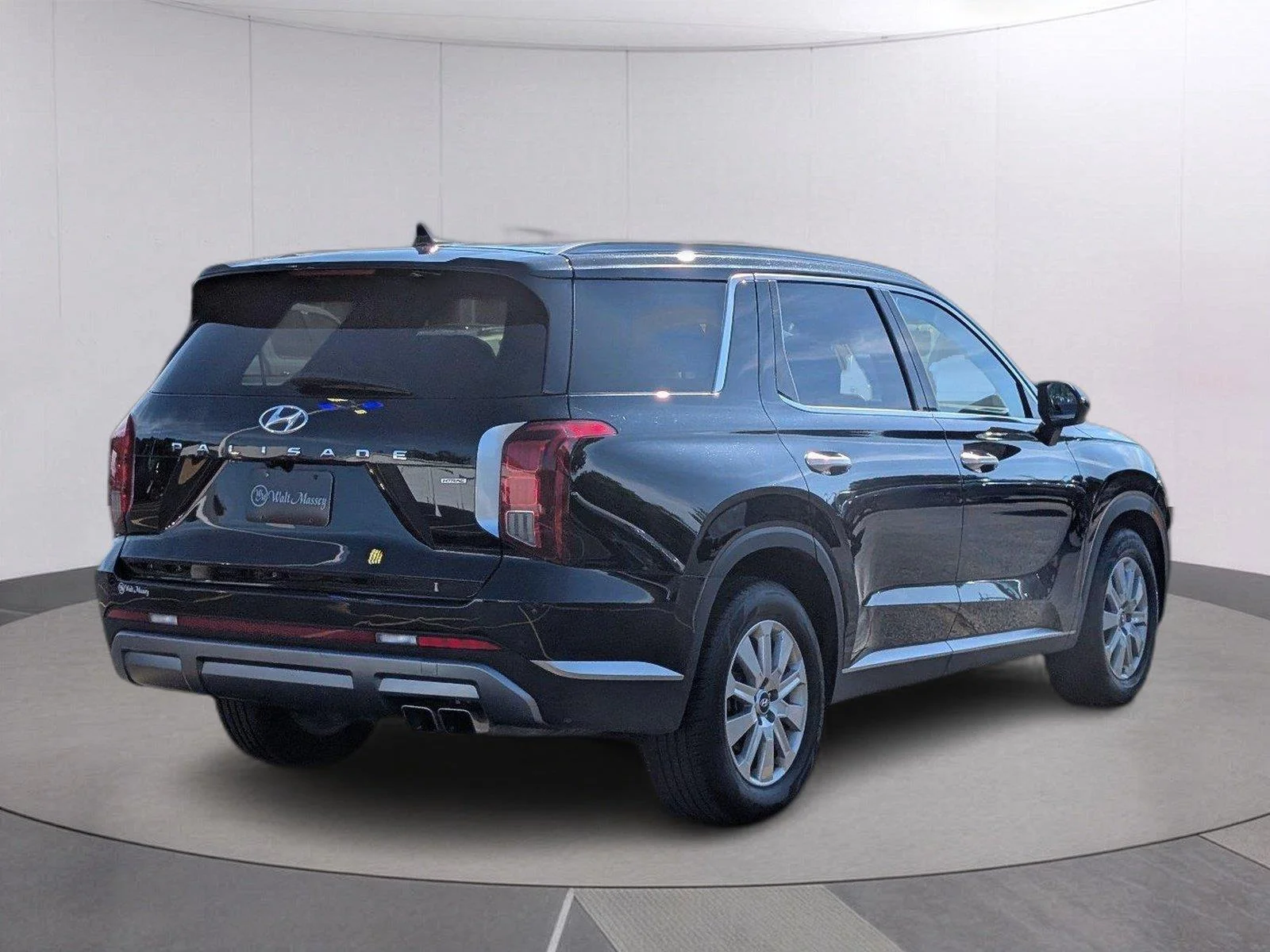 Used 2025 Abyss Black Pearl Hyundai SEL image 7