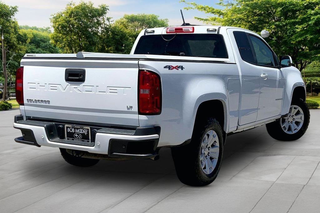 Used 2022 White Chevrolet LT image 6