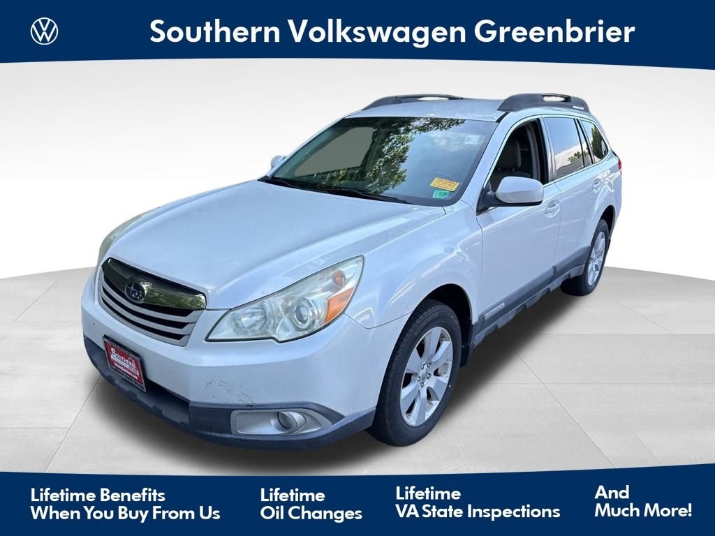 Used 2010 White Subaru 2.5i Premium image 1