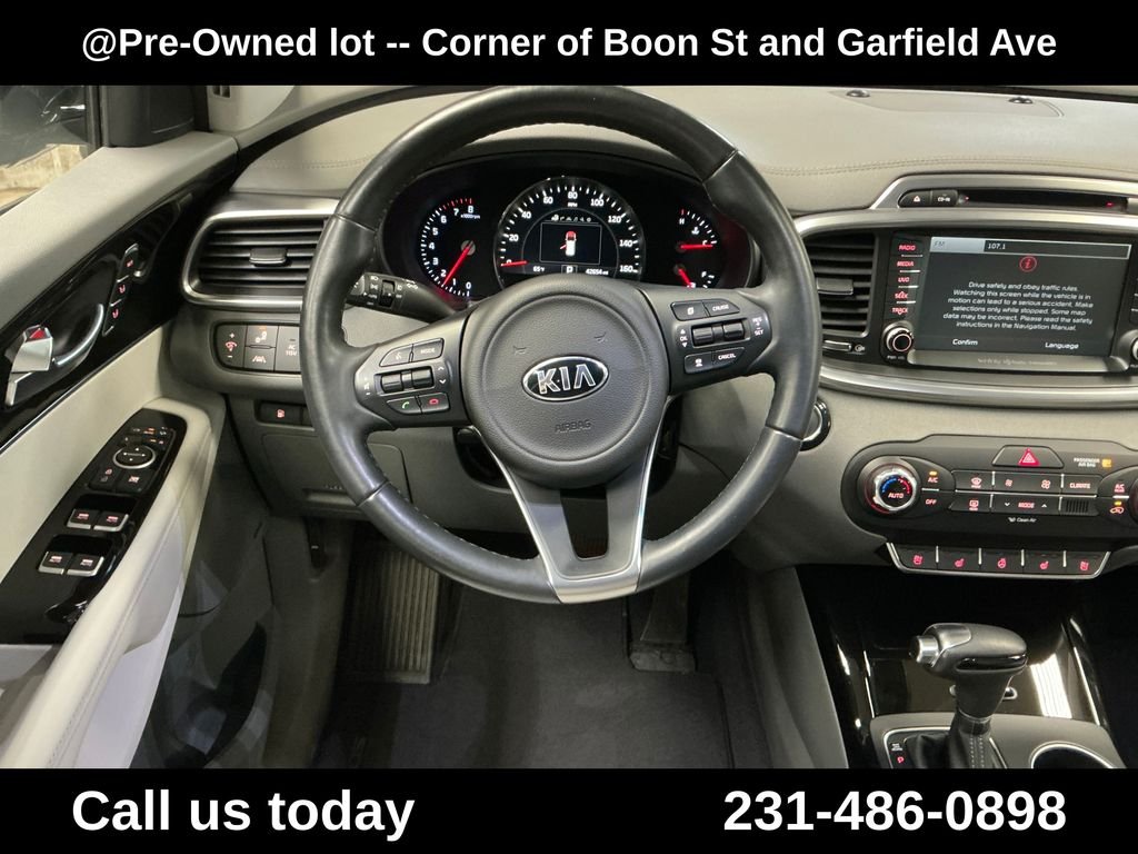 Used 2018 Silver Kia SX image 17