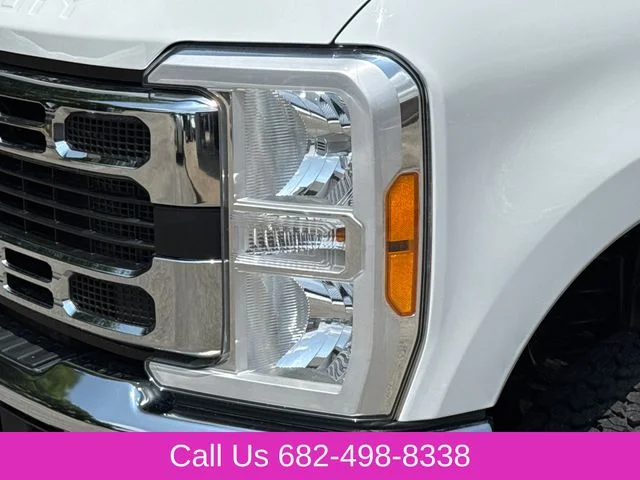 Used 2023 White Ford XLT image 4
