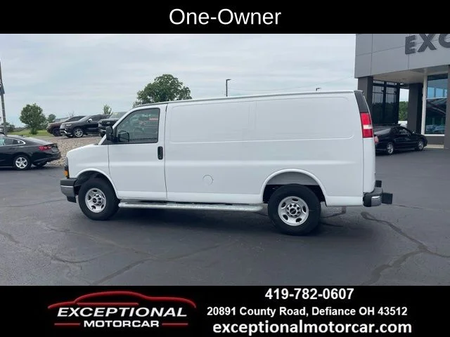 Used 2025 White GMC Work Van image 3