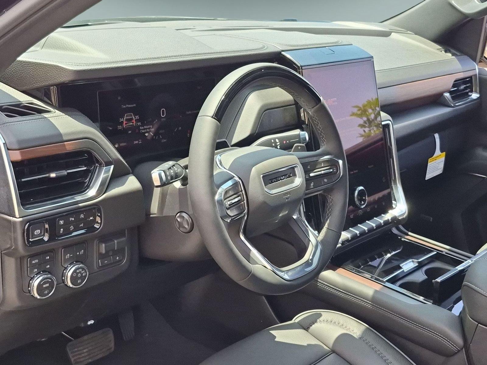2026 GMC Yukon XL Denali - Photo 13