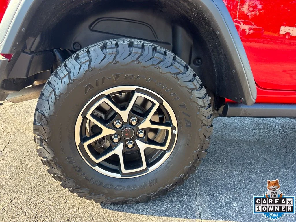 Used 2026 Red Jeep Rubicon image 11