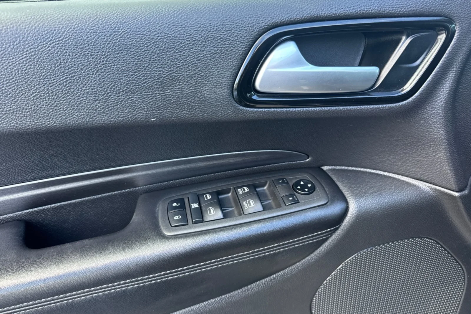 Used 2021 BLACK Dodge SXT image 10