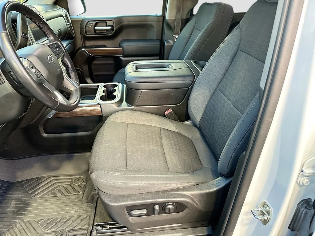 Used 2022 White Chevrolet LT Trail Boss image 21