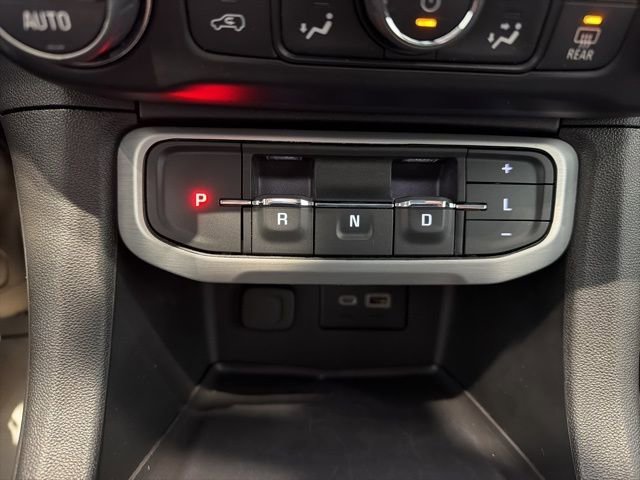Certified Used 2023 Light Stone Metallic GMC SLE image 24